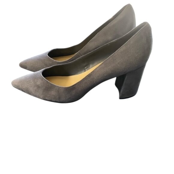 Marc Fisher Caitlin Grey Suede Block Heel Pump 9 - Picture 2 of 6